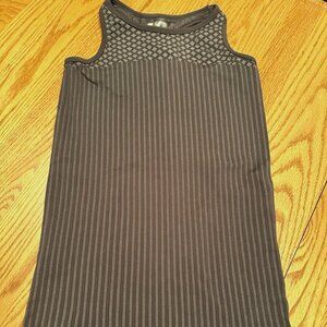 Athleta Renew Tank Stretch Brown/White Diamond & Stripe Stretch Women’s - Small